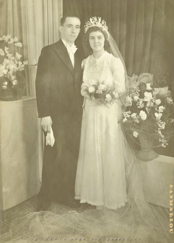 FAMILLE 024 ORAN 1945 MARIAGE DE MES PARENTS ODETTE ET JEAN PIERRE BOINEAU LE 15.12.1945.jpg